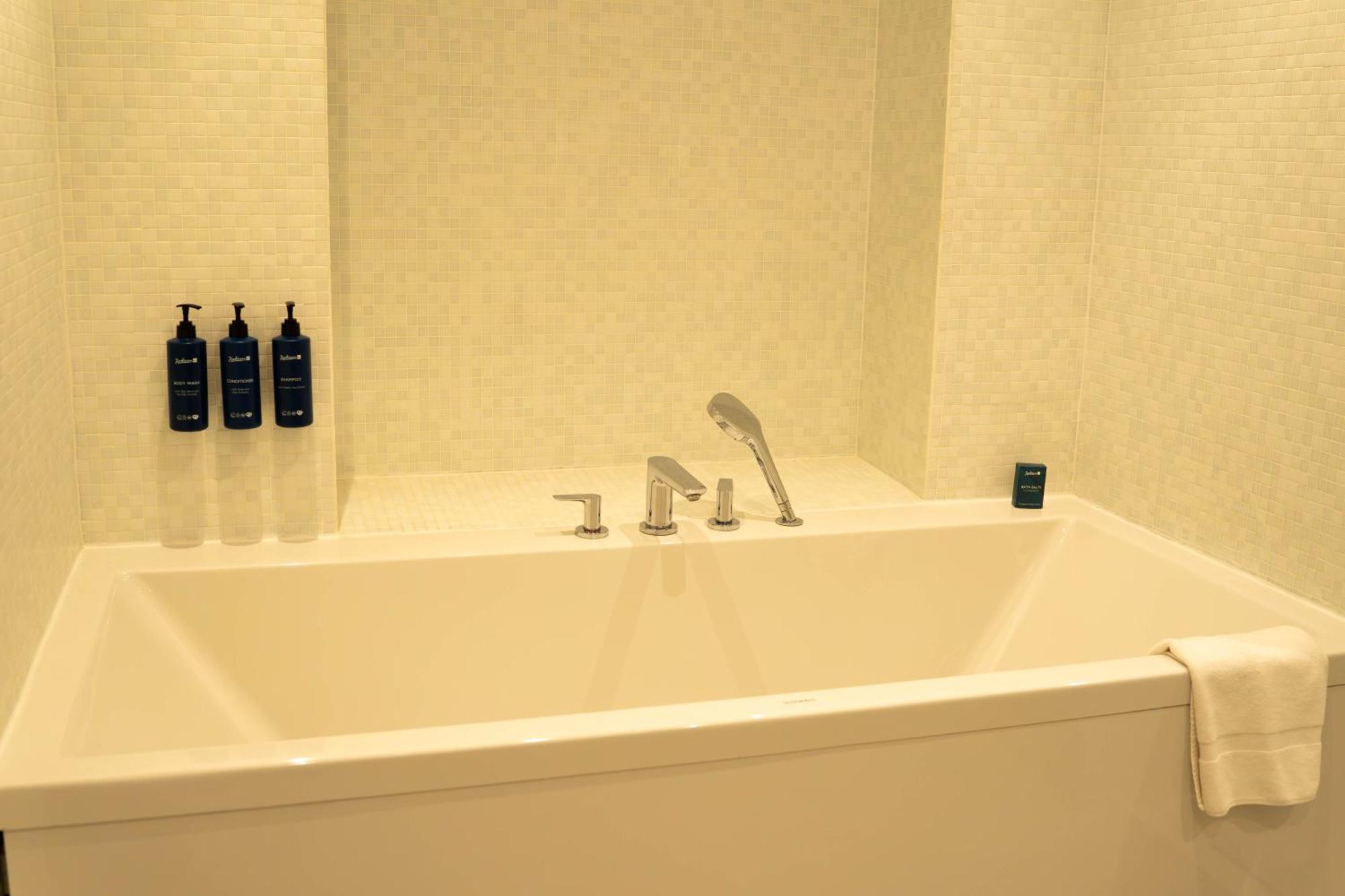 One-Bedroom Suite View,1698343226:JPEG